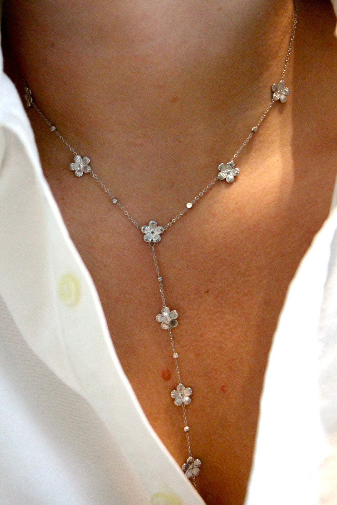 Silver flower long necklace
