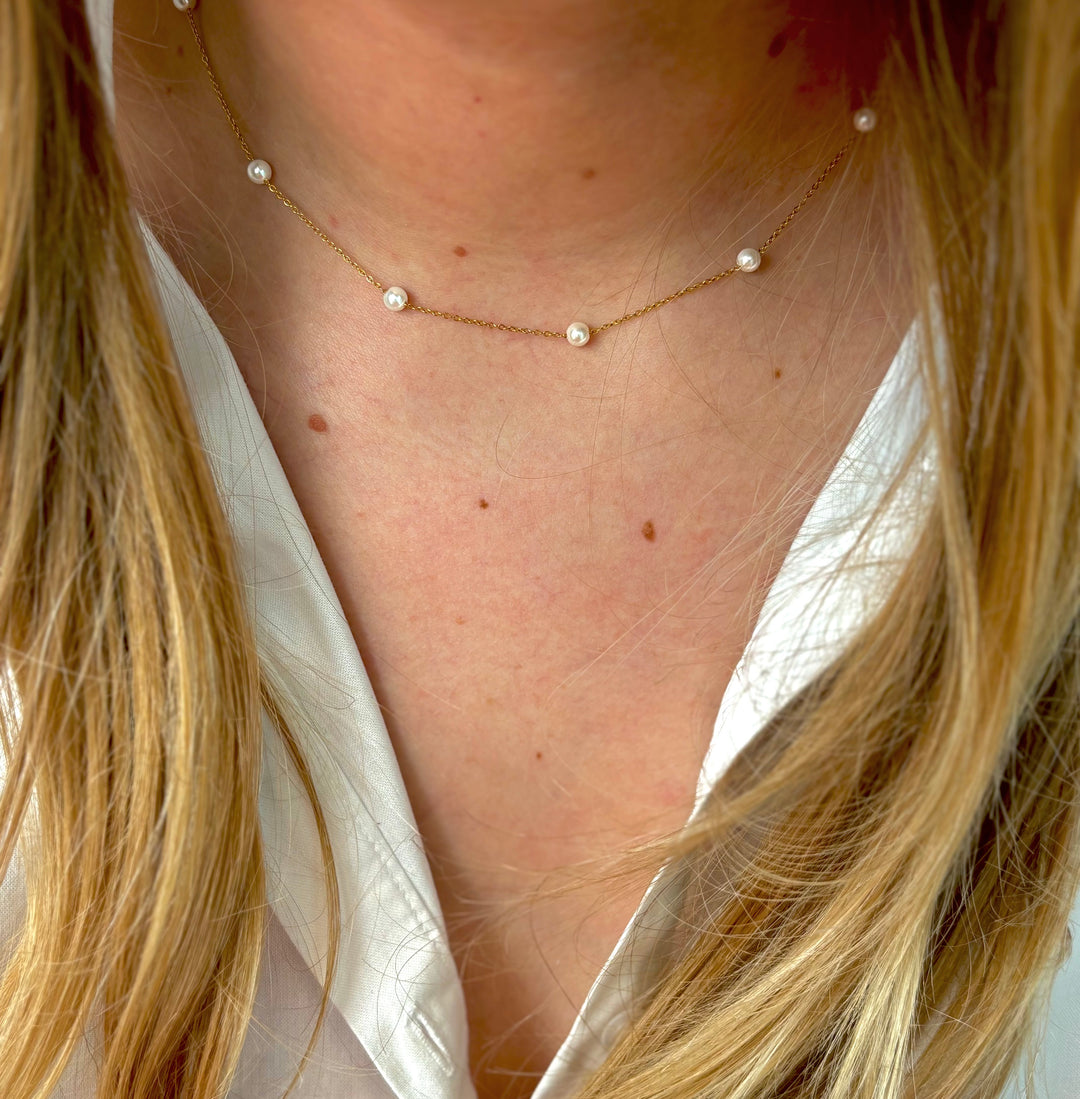 Pearl Chain Dot Necklace