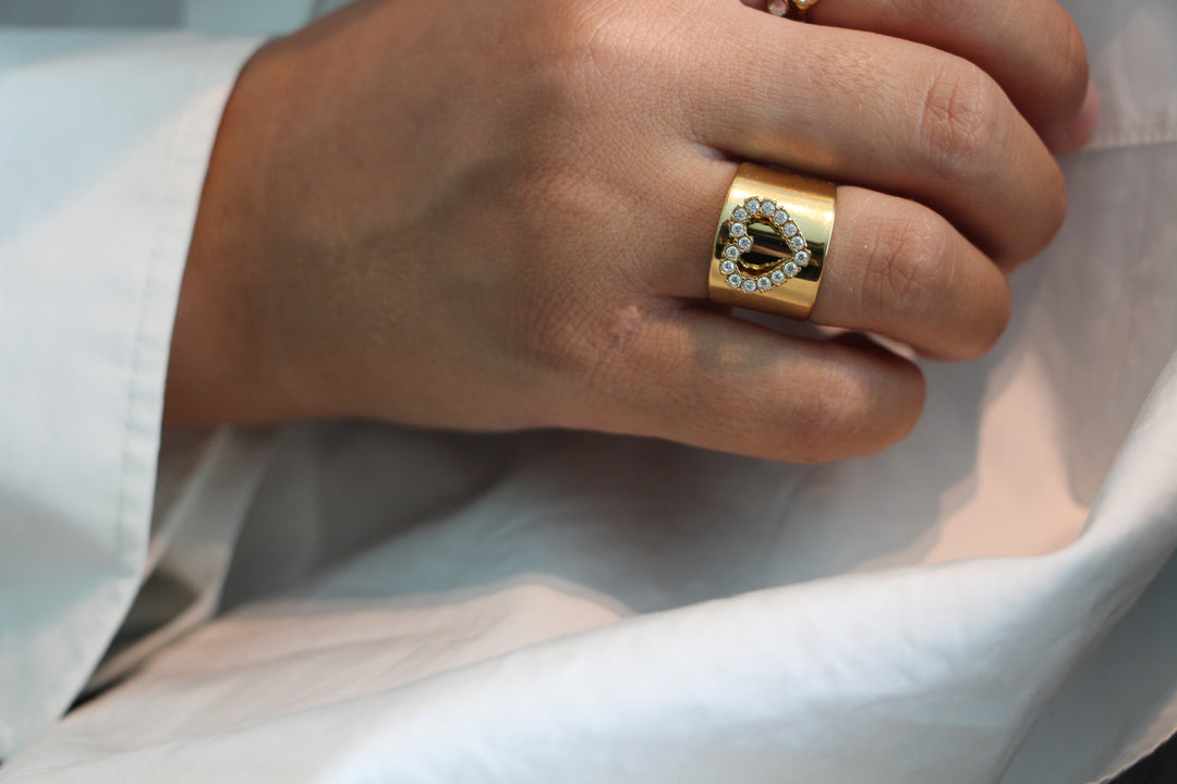 Thick Heart Ring