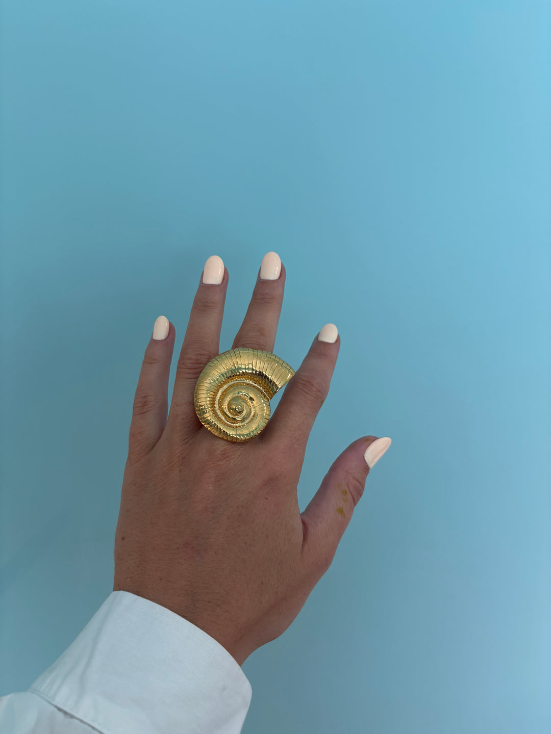 Big Gold Shell Ring