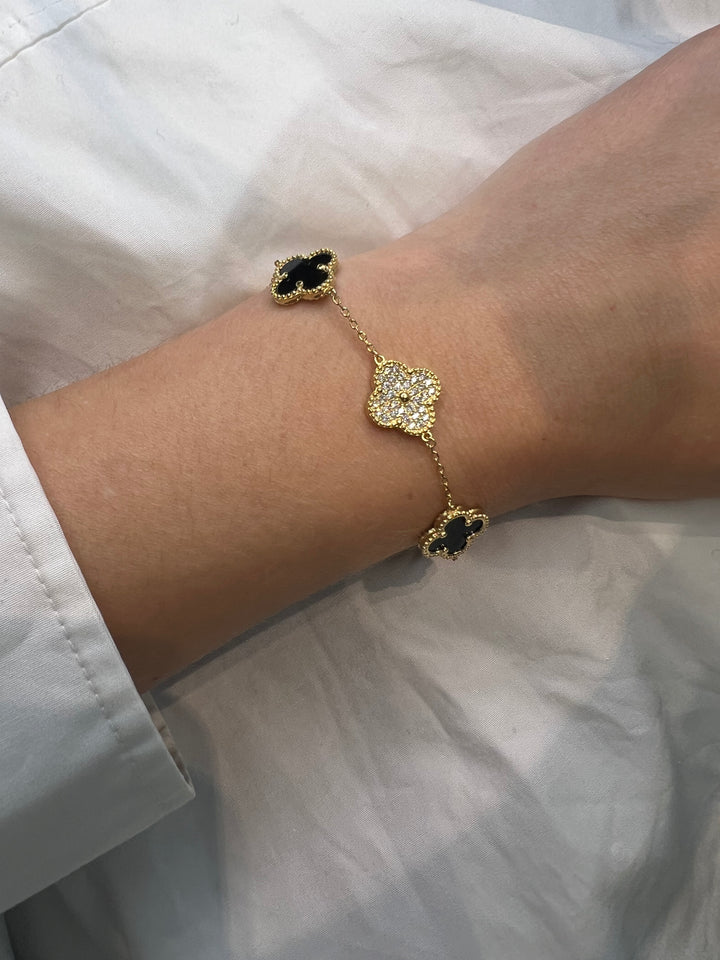 Zwarte diamanten klaverarmband