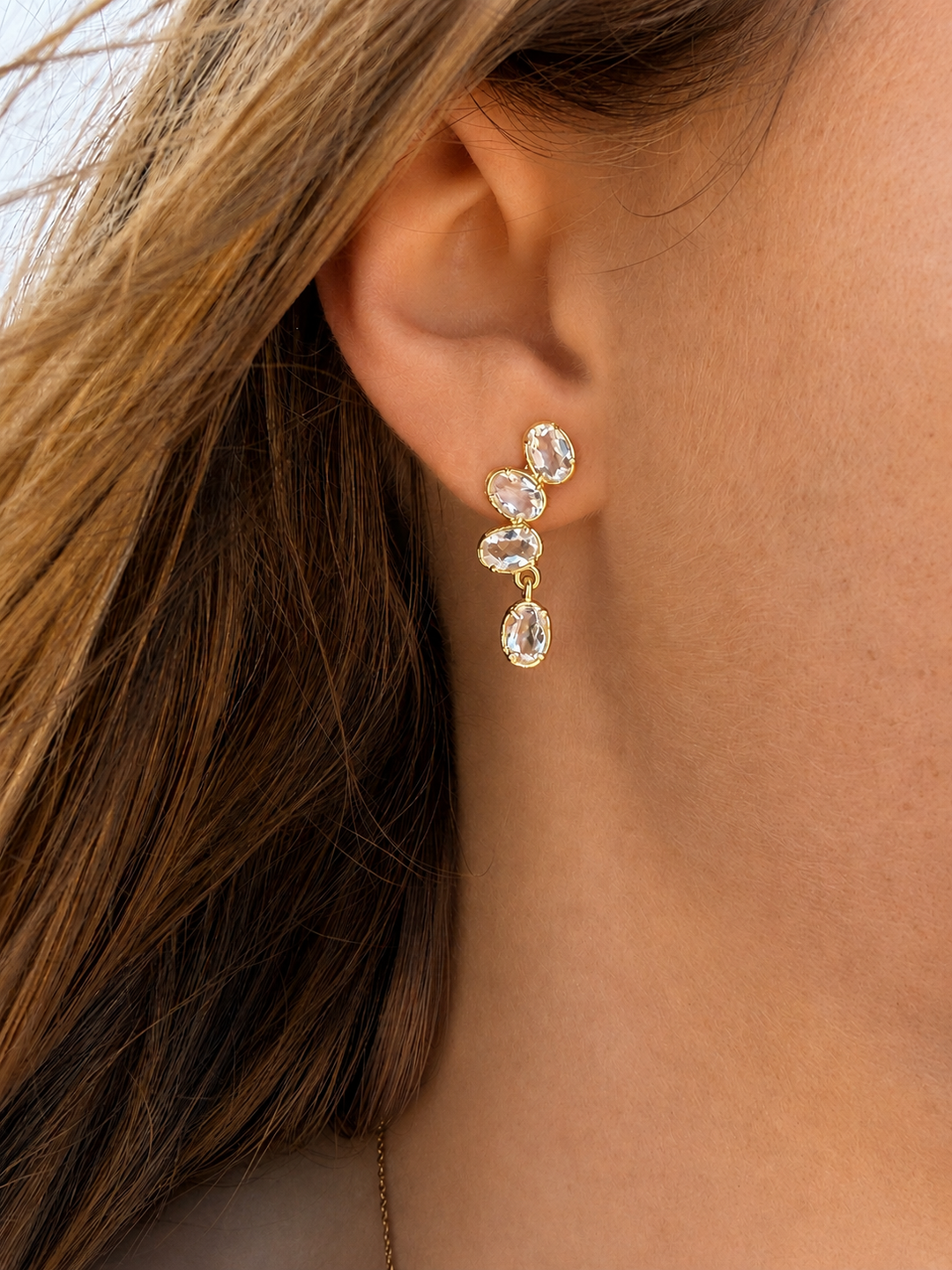 OVAL DIAMOND DROP STUD