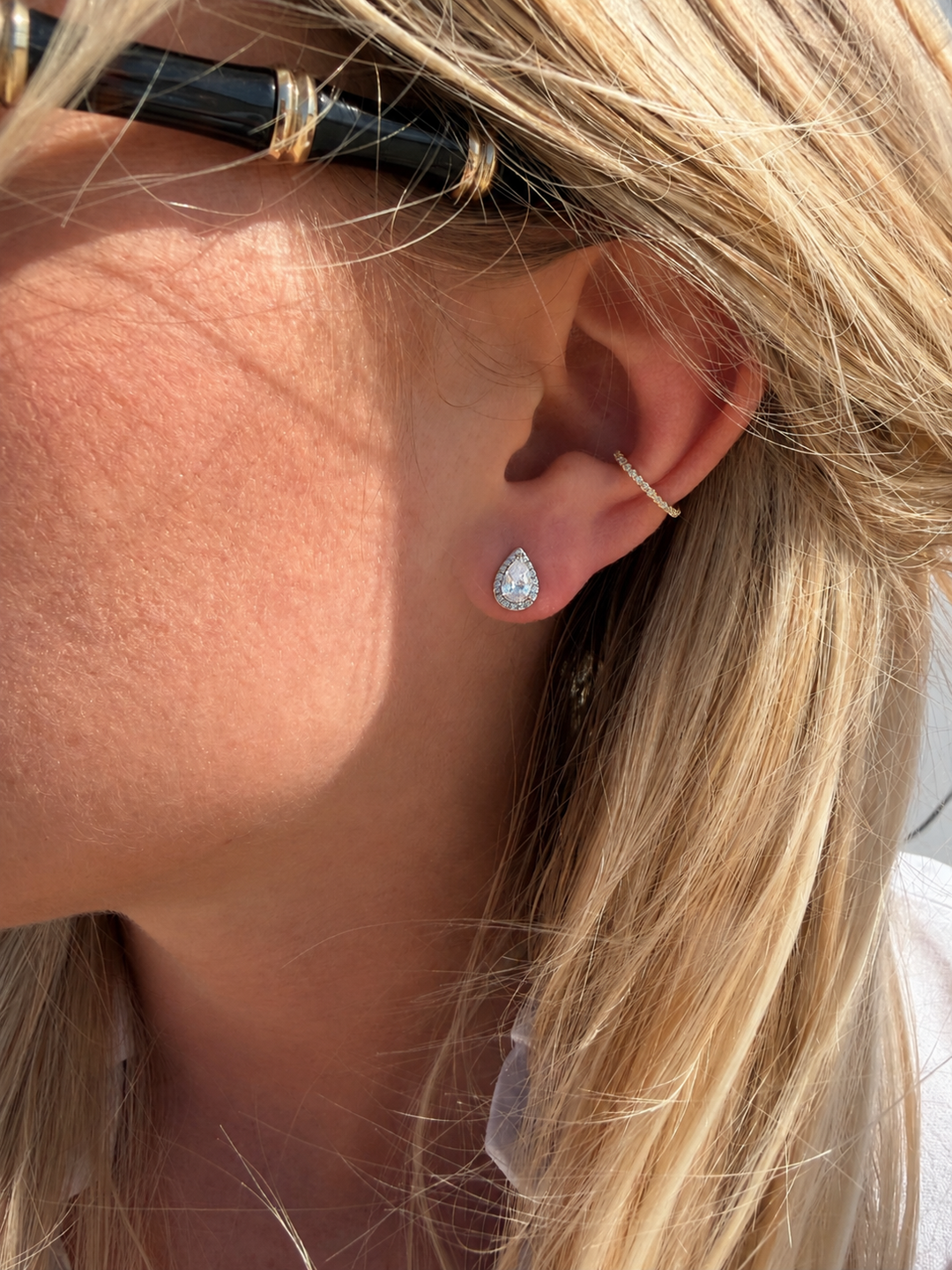 CELINE PEAR EARSTUD SILVER