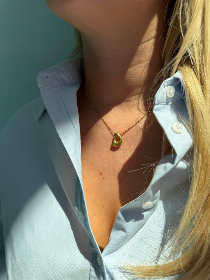 CHUNKY INITIAL NECKLACE