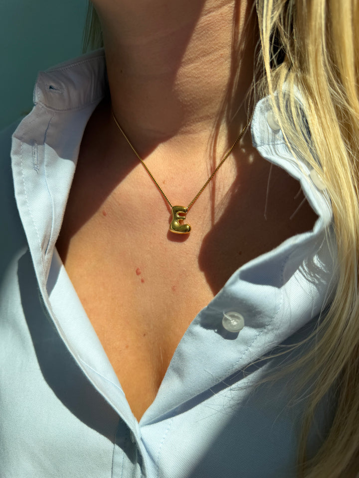 CHUNKY INITIAL NECKLACE