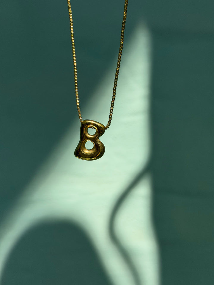 CHUNKY INITIAL NECKLACE
