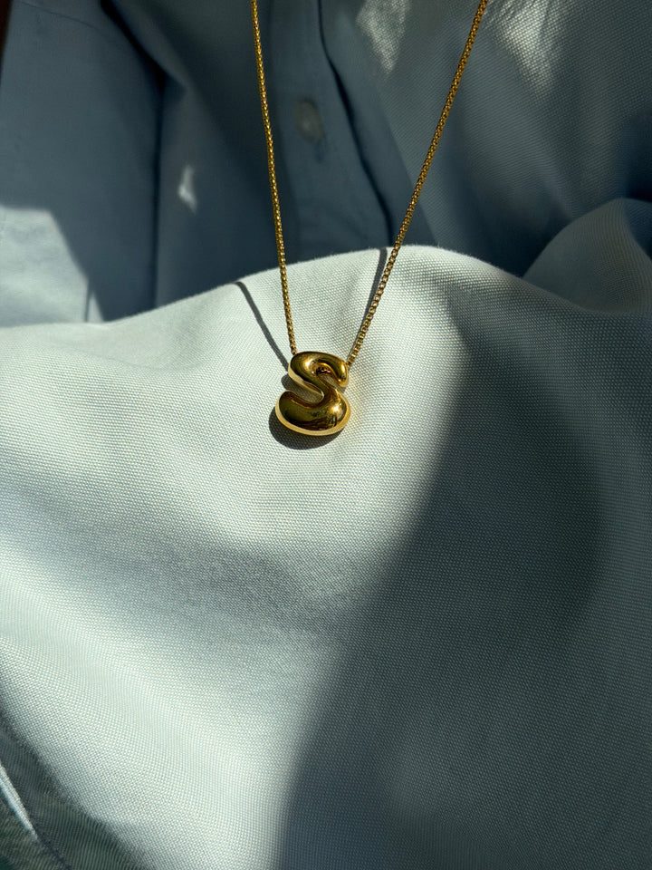 CHUNKY INITIAL NECKLACE