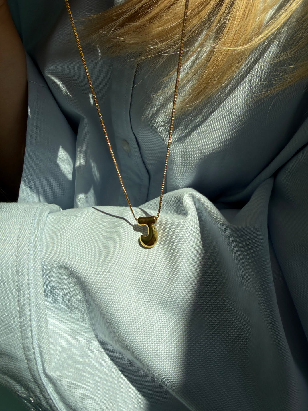 CHUNKY INITIAL NECKLACE