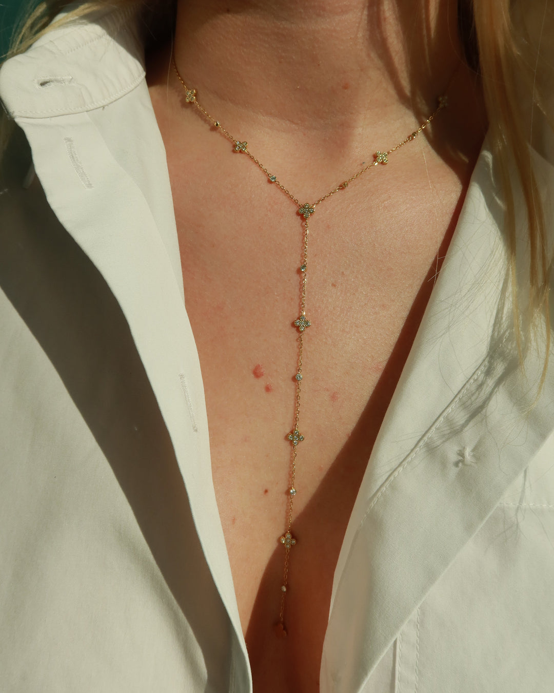 DIAMOND FLOWER Y DROP NECKLACE