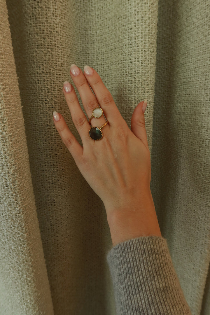 GREY AND WHITE STONE RING