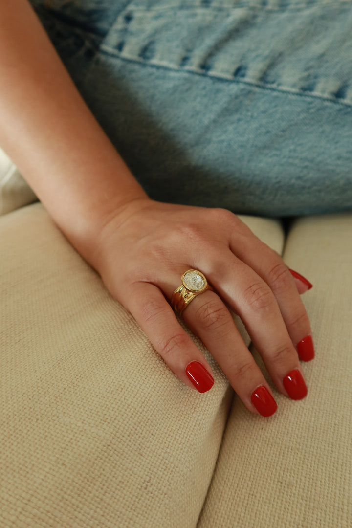DIAMOND OVAL RING