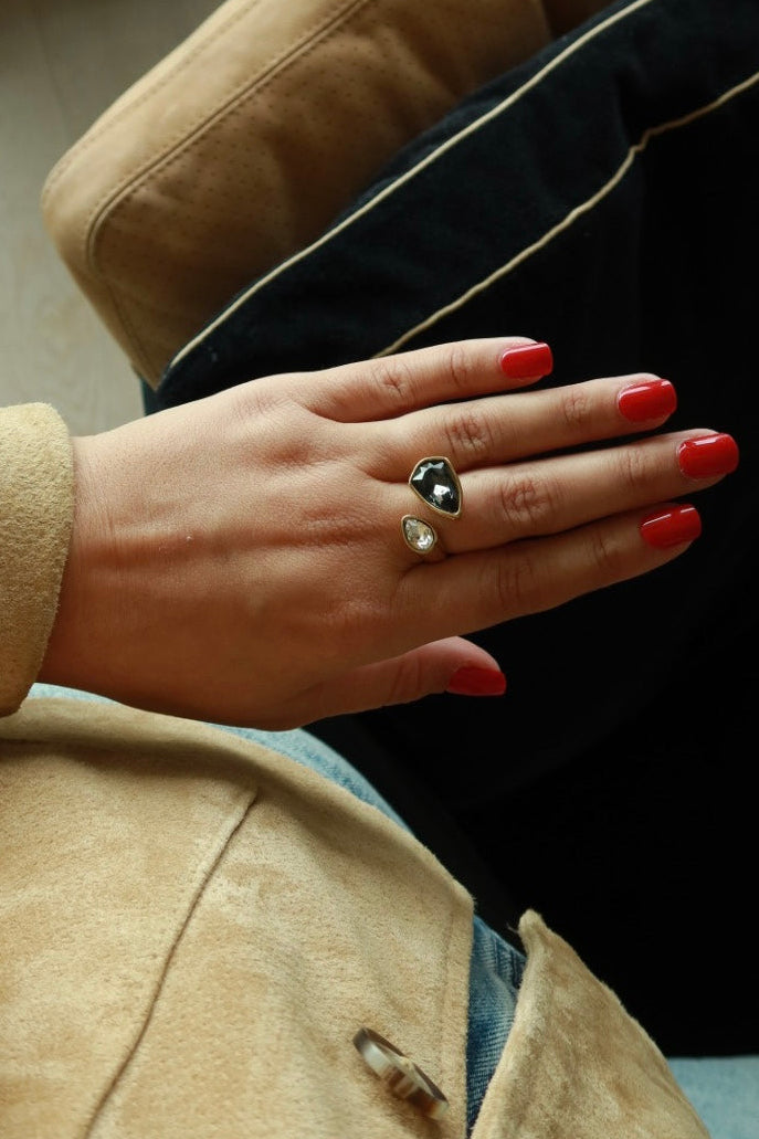 LOBE DARK GREY RING