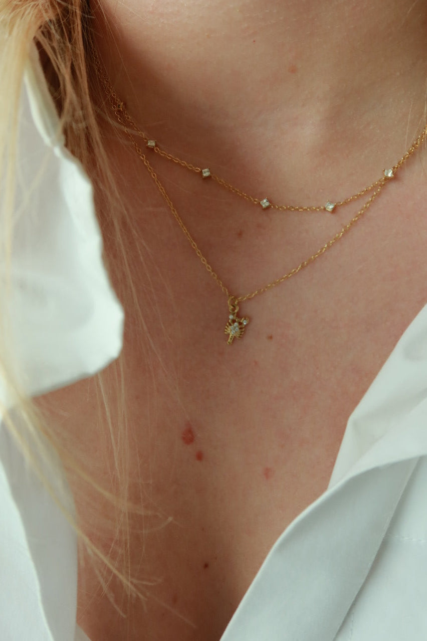 LITTLE LOBSTER NECKLACE