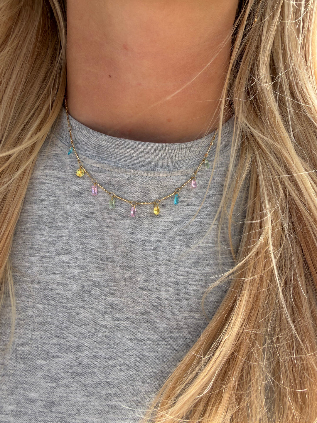 LILY PASTEL NECKLACE