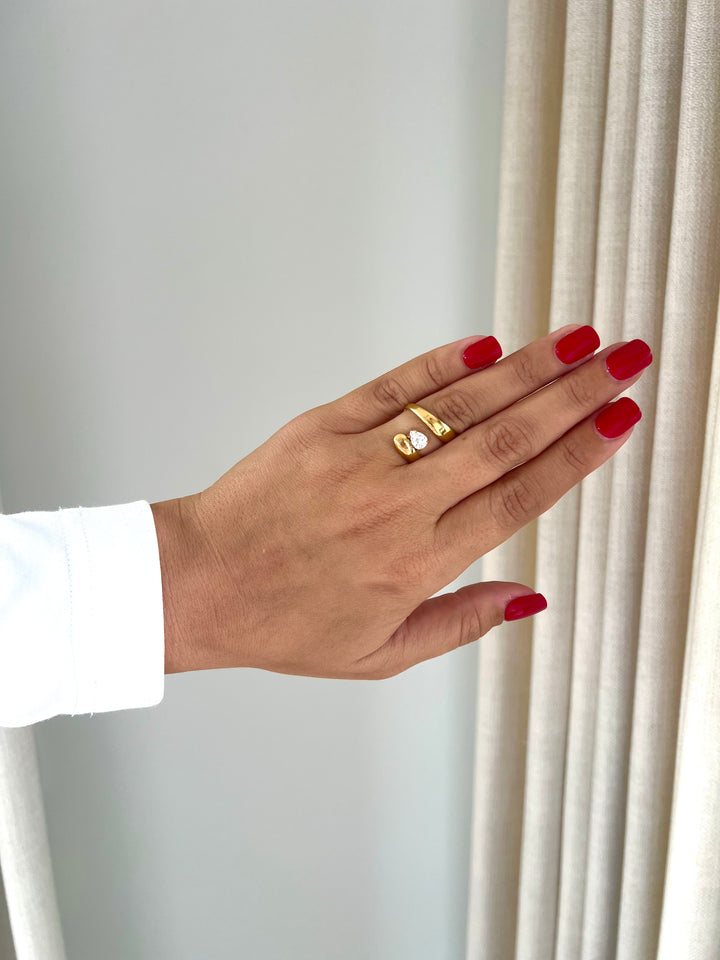 LOBE DIAMOND RING