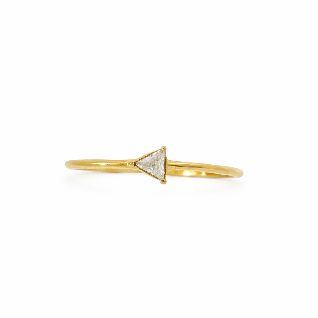 TRIANGLE DIAMOND RING