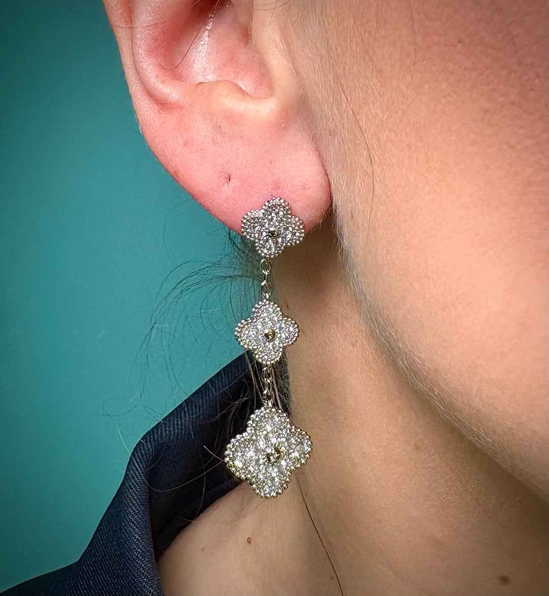 Silver Triple Flower Ear Set